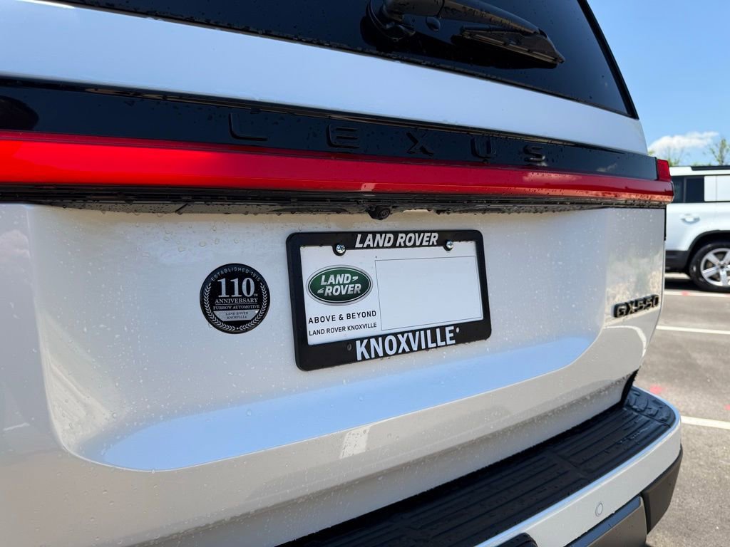 Used 2025 Lexus GX 550 w/ Accessory Package (32) AWD/4WD image 17