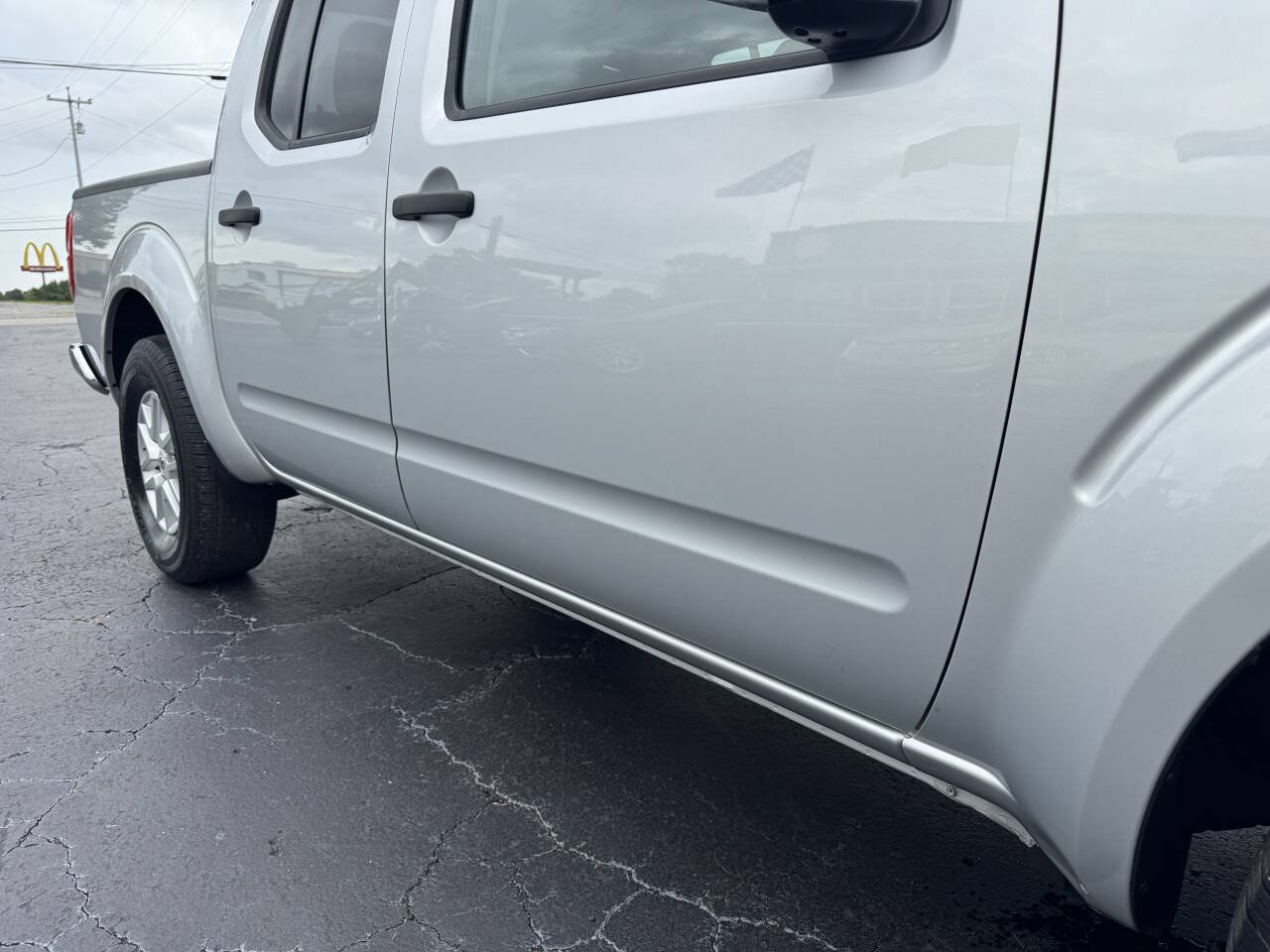 Used 2016 Nissan Frontier SV RWD image 17