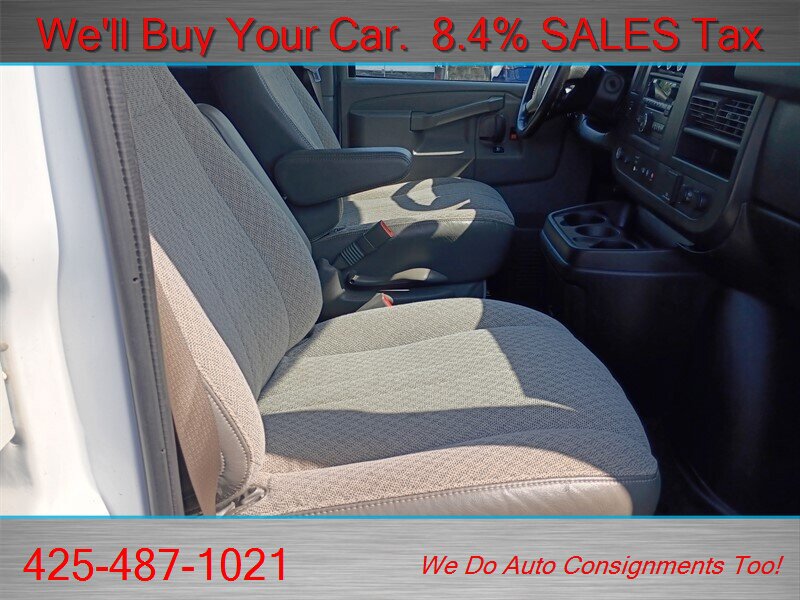 Used 2017 Chevrolet Express 3500 LT w/ LT Preferred Equipment Group RWD image 22