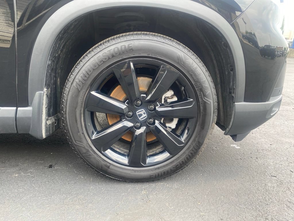 Used 2025 Honda Pilot Black Edition image 15