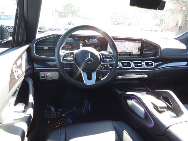 Used 2023 Mercedes-Benz GLS 450 4MATIC image 10