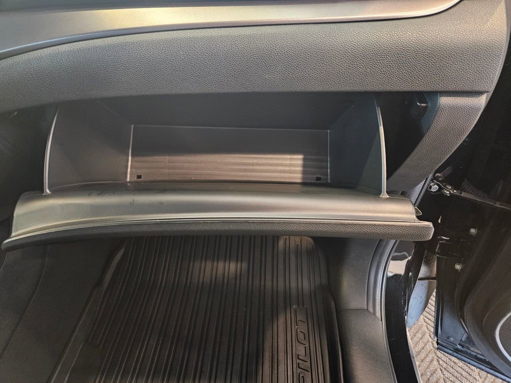 Used 2022 Honda Pilot Special Edition image 32