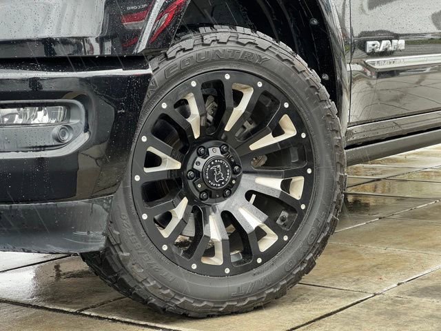 Used 2019 RAM 1500 Limited AWD/4WD image 2