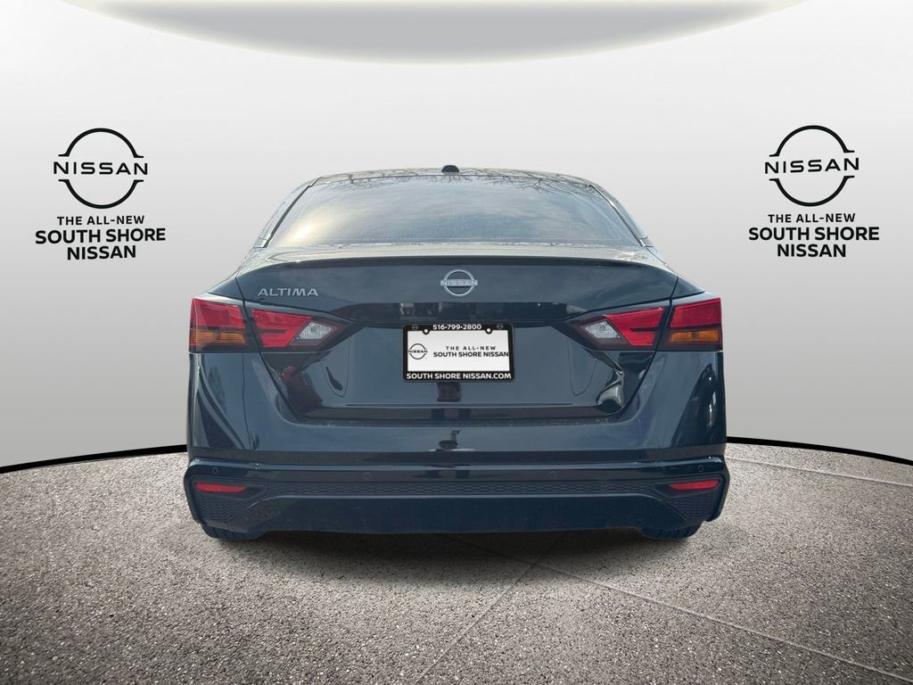 Used 2025 Nissan Altima 2.5 S FWD image 6