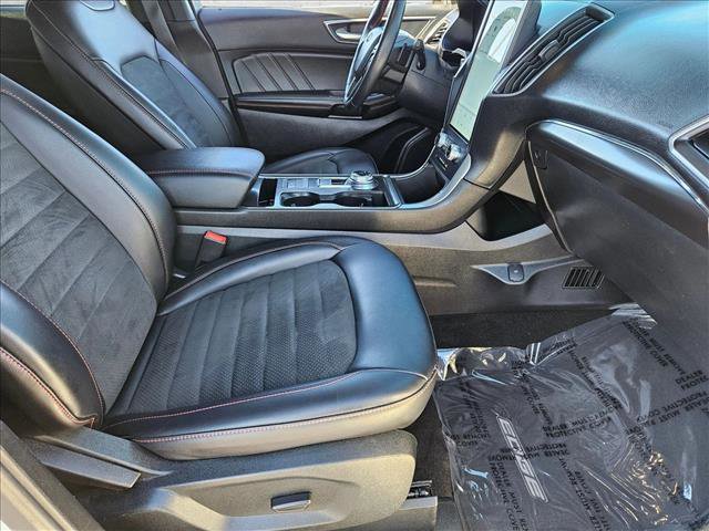 Used 2022 Ford Edge ST-Line w/ Class II Trailer Tow Package AWD/4WD image 20