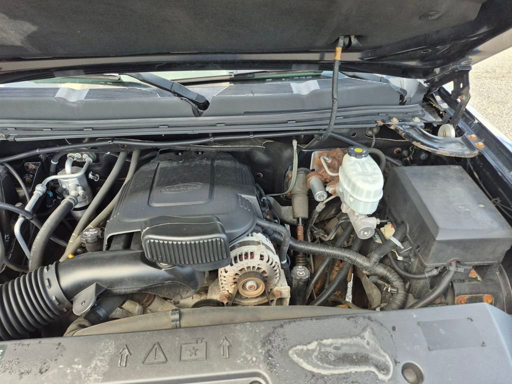 Used 2013 Chevrolet Silverado 2500 LTZ w/ LTZ Plus Package image 12