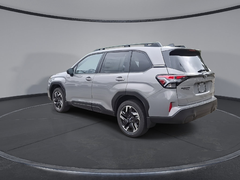 New 2026 Subaru Forester Premium AWD/4WD image 2