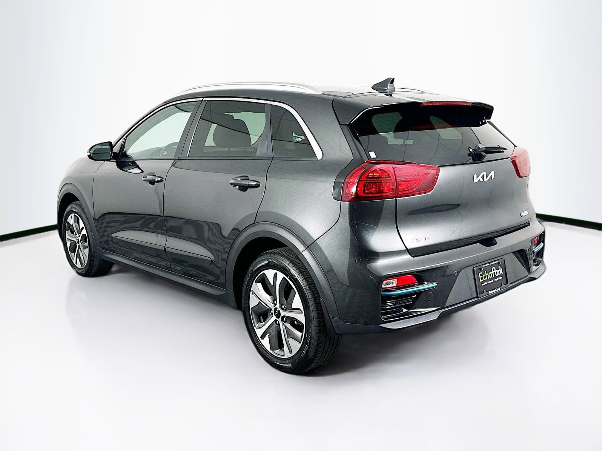 Used 2022 Kia Niro EX Premium image 5