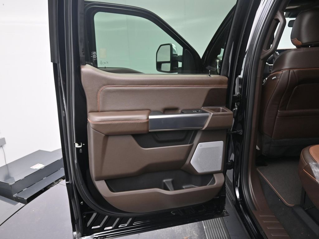 New 2026 Ford F350 King Ranch w/ Chrome Package image 20