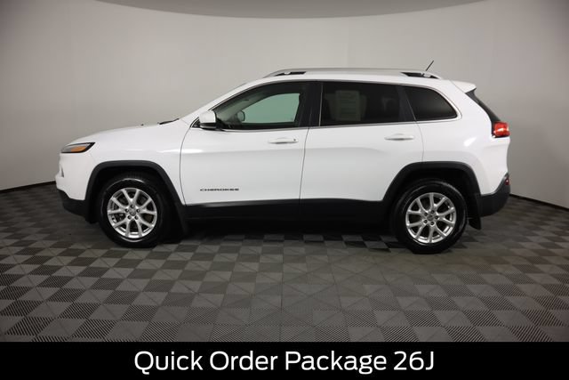 Used 2014 Jeep Cherokee Latitude w/ Cold Weather Group AWD/4WD image 7