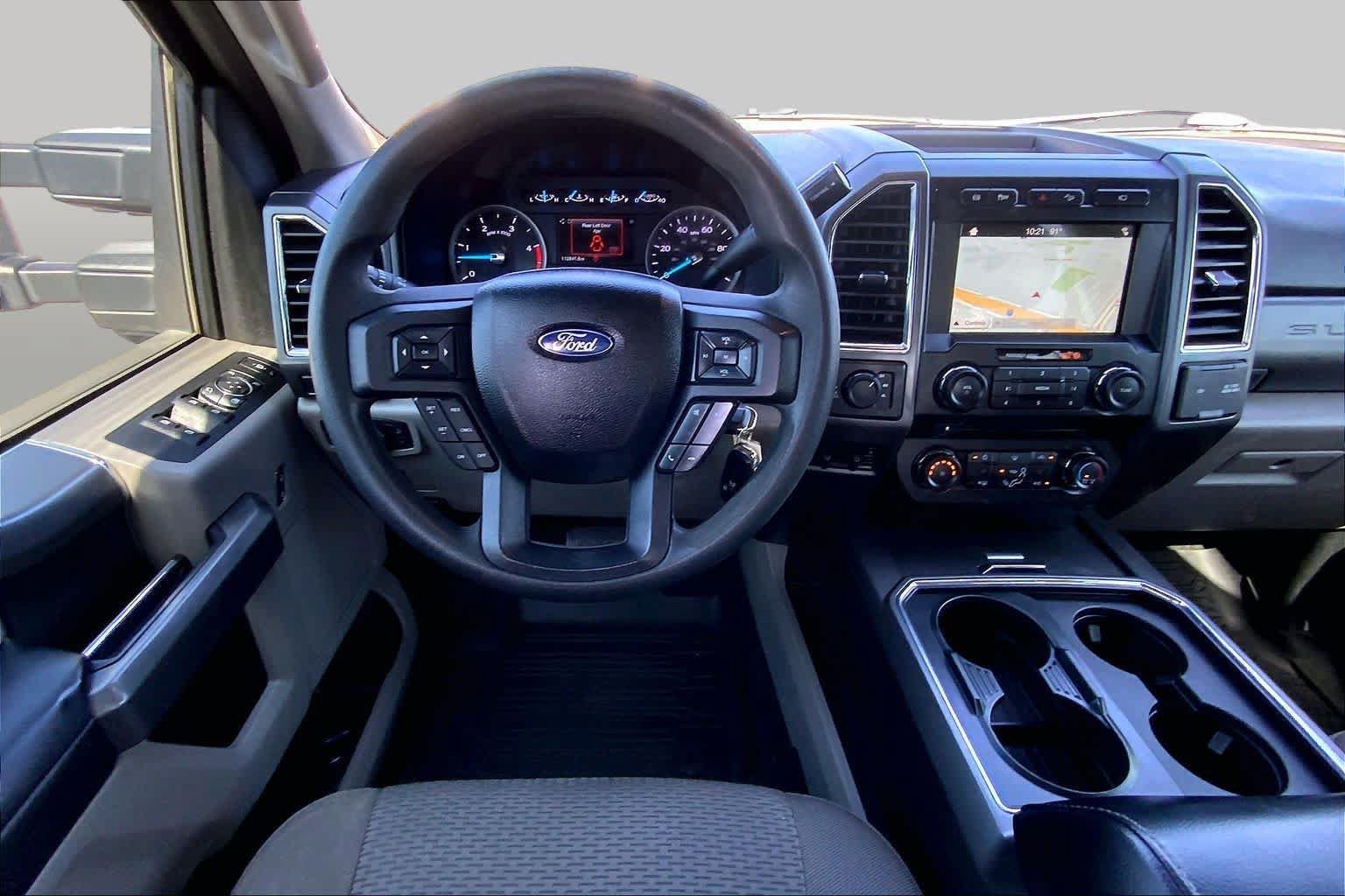 Used 2018 Ford F250 XLT w/ XLT Premium Package AWD/4WD image 6