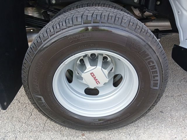 Used 2026 GMC Sierra 3500 Pro AWD/4WD image 54