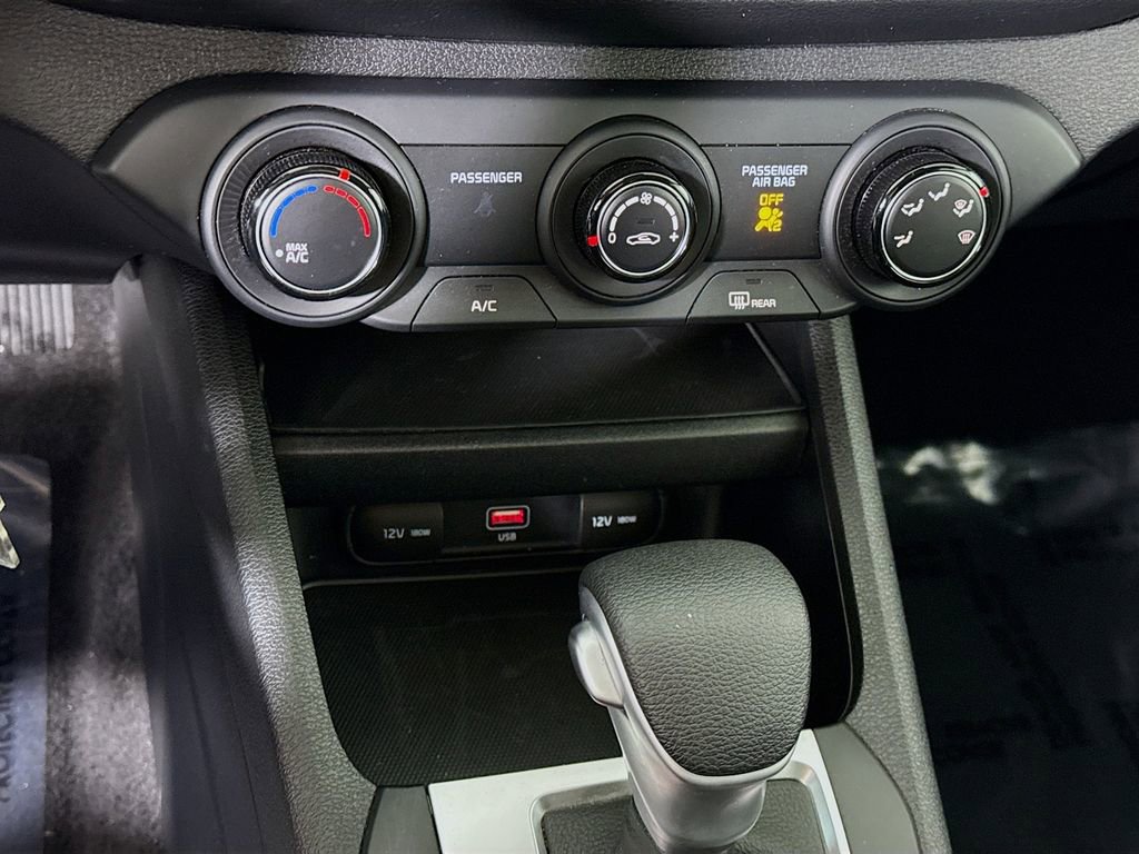 Used 2023 Kia Forte LXS image 7