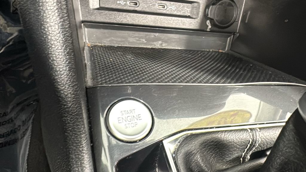 Used 2024 Volkswagen Tiguan S image 24