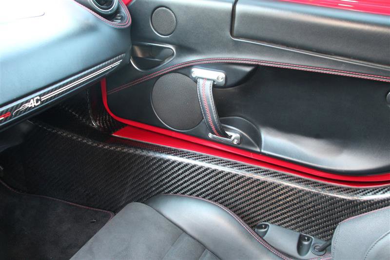 Used 2015 Alfa Romeo 4C Launch Edition w/ Convenience Group RWD image 31