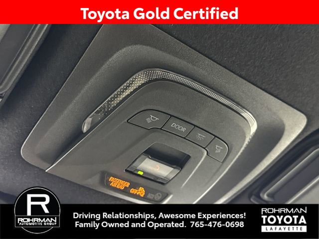 Certified 2024 Toyota Corolla SE image 28