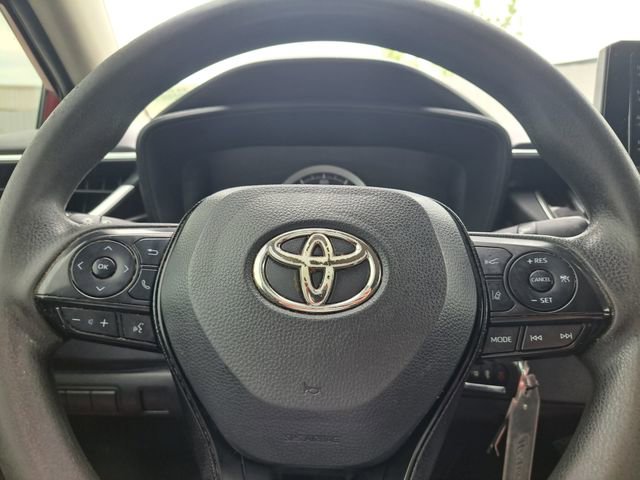 Used 2022 Toyota Corolla LE FWD image 21