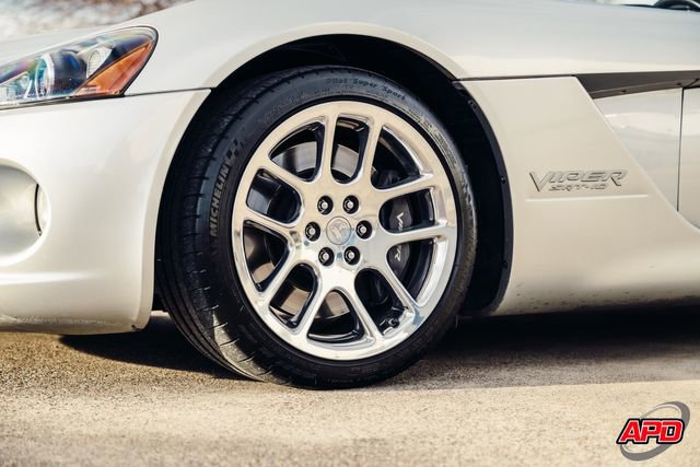 Used 2003 Dodge Viper SRT-10 image 53