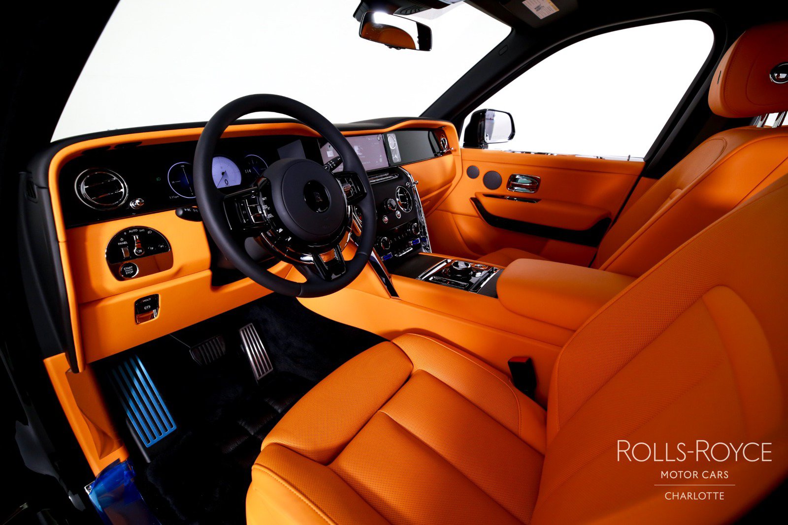 New 2026 Rolls-Royce Cullinan AWD/4WD image 4