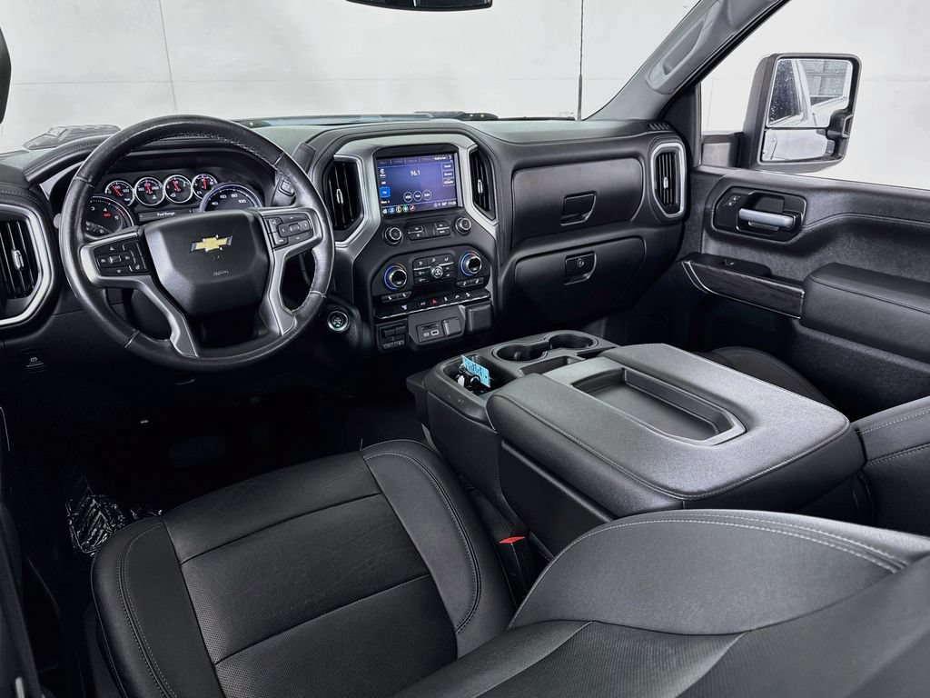 Used 2021 Chevrolet Silverado 2500 LTZ w/ Z71 Off-Road Package AWD/4WD image 29