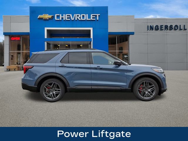 Used 2025 Ford Explorer ST image 9