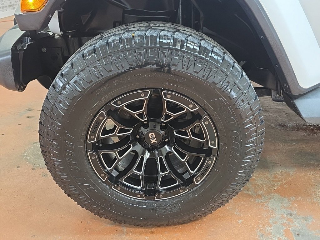 Used 2019 Jeep Wrangler Unlimited Sahara image 8