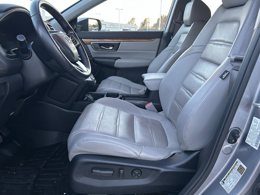Used 2018 Honda CR-V Touring image 16