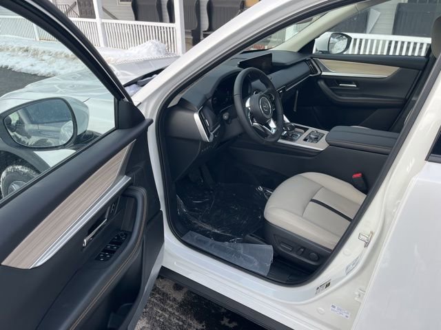 New 2026 MAZDA CX-90 Plug-In Hybrid w/ Preferred image 9