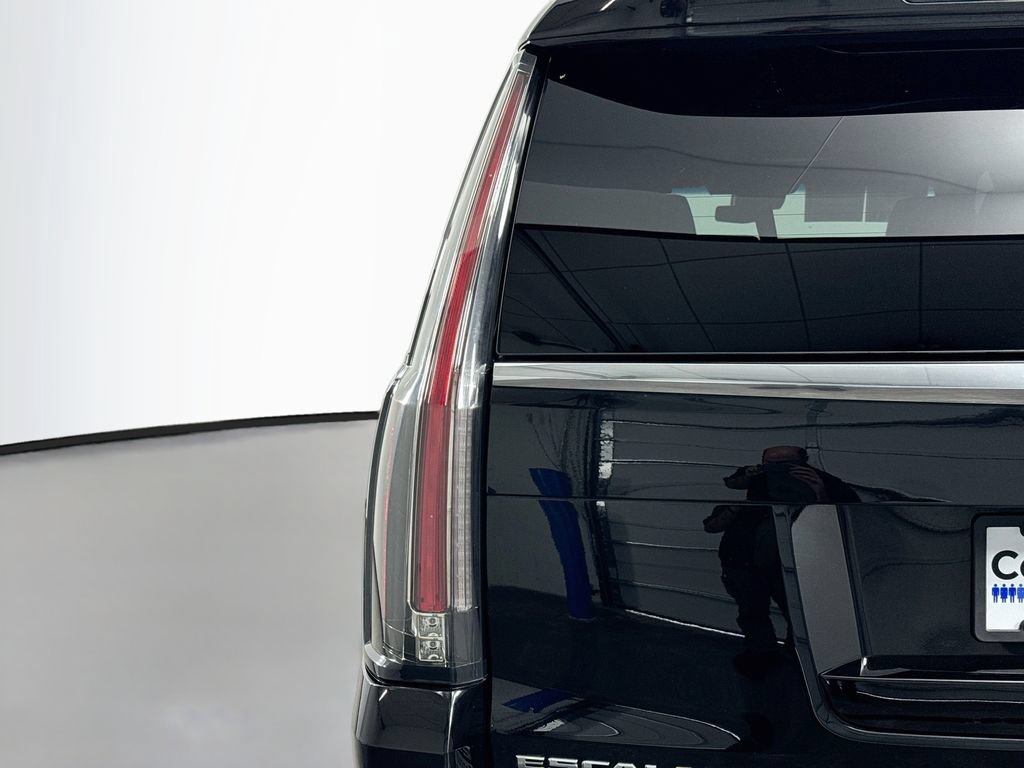 Used 2020 Cadillac Escalade ESV Platinum RWD image 51