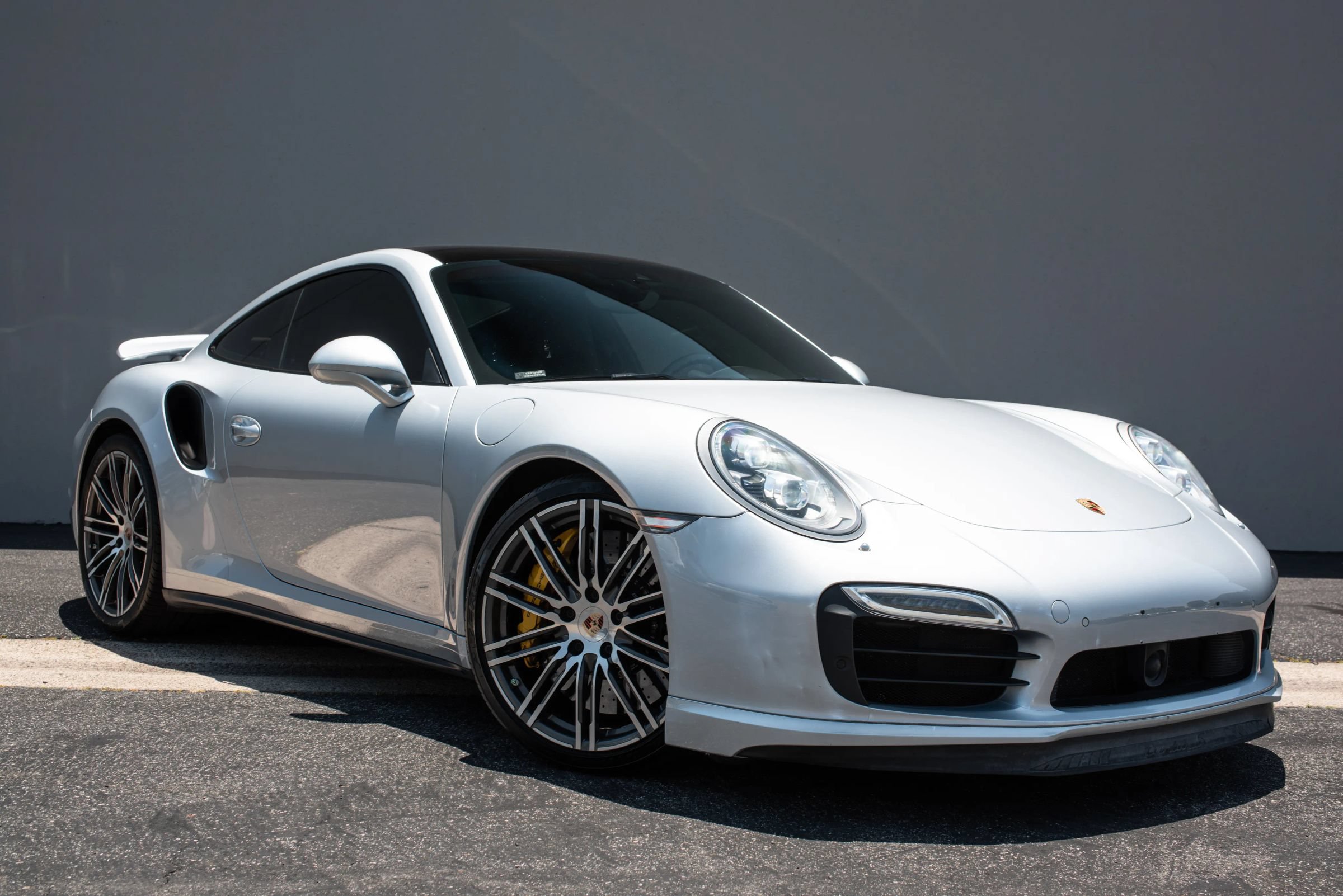 Used 2014 Porsche 911 Turbo S AWD/4WD image 5