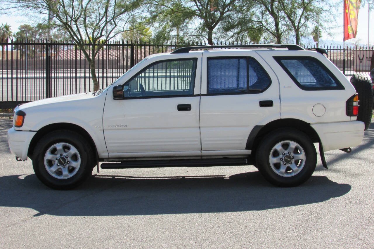 Used 1999 Isuzu Rodeo LS RWD image 5