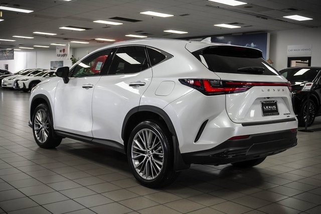 Used 2024 Lexus NX 300h AWD w/ Luxury Package image 8