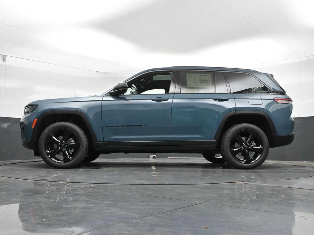 New 2027 Jeep Grand Cherokee Limited AWD/4WD image 49