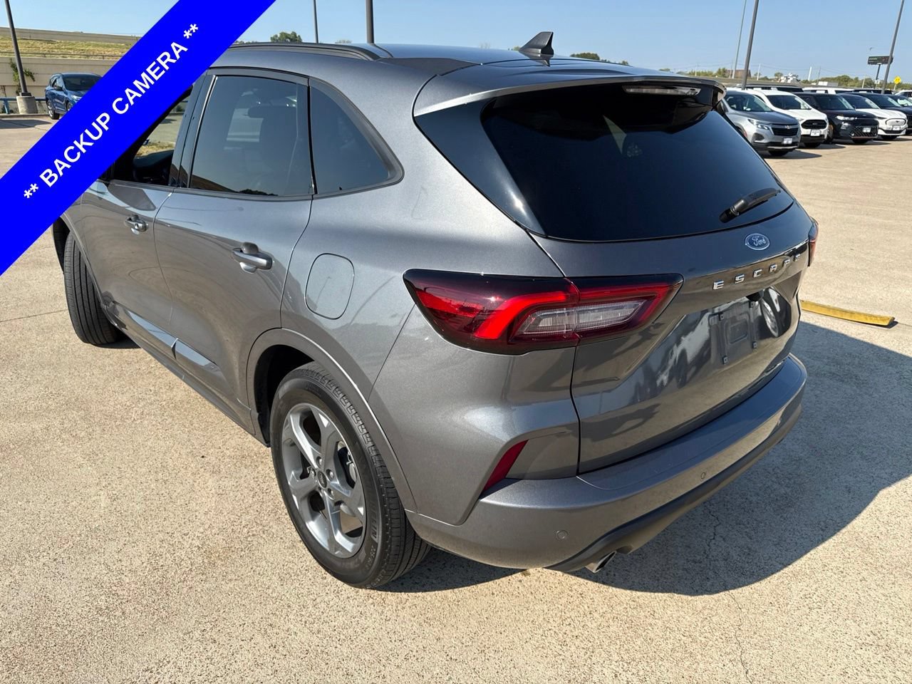 Used 2024 Ford Escape ST-Line w/ Tech Pack #1 FWD image 8