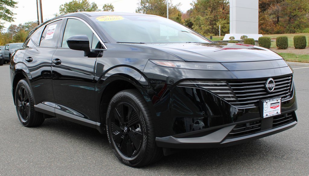 Certified 2025 Nissan Murano SV image 4