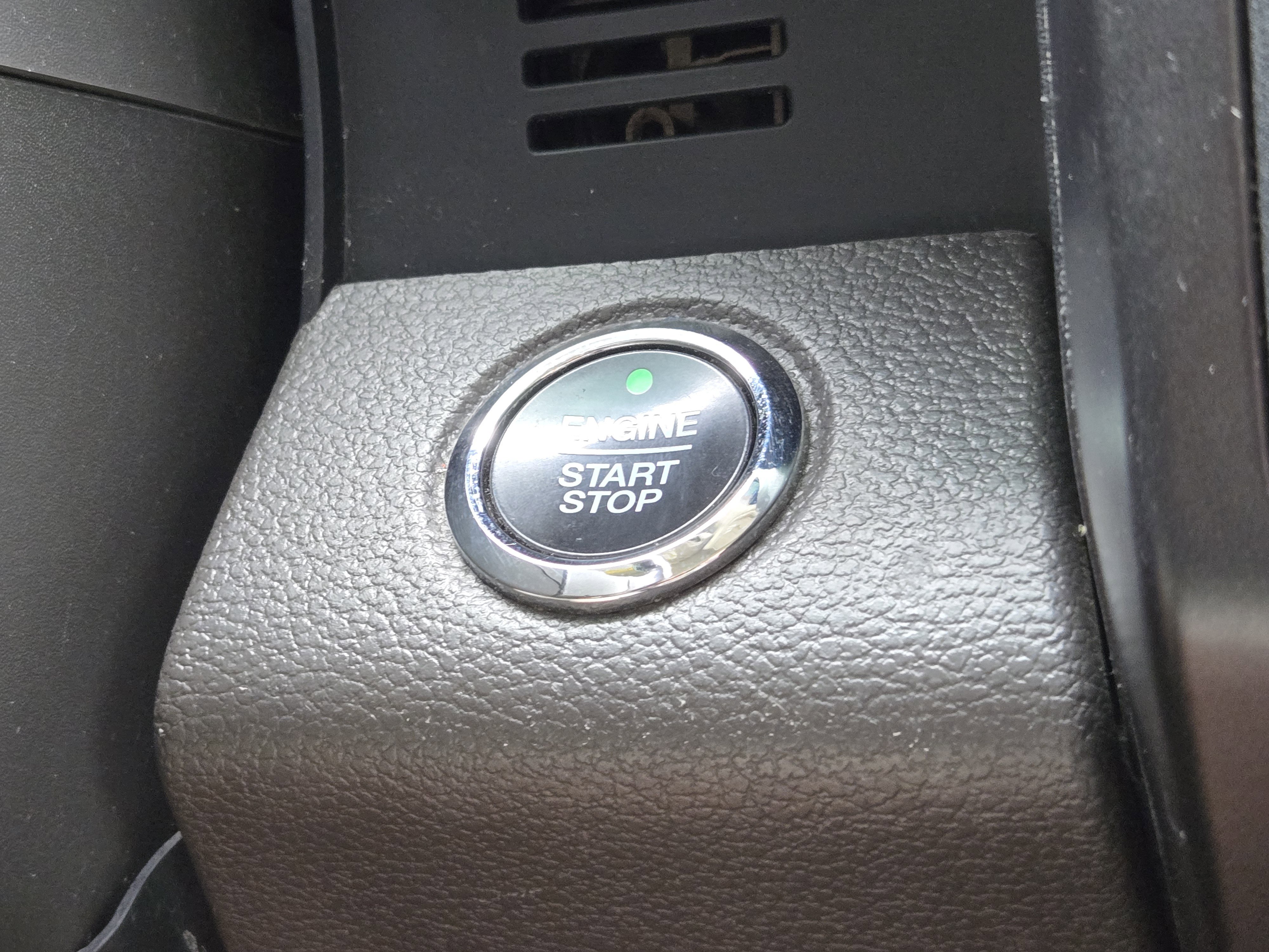 Used 2021 Ford Expedition Limited RWD image 23