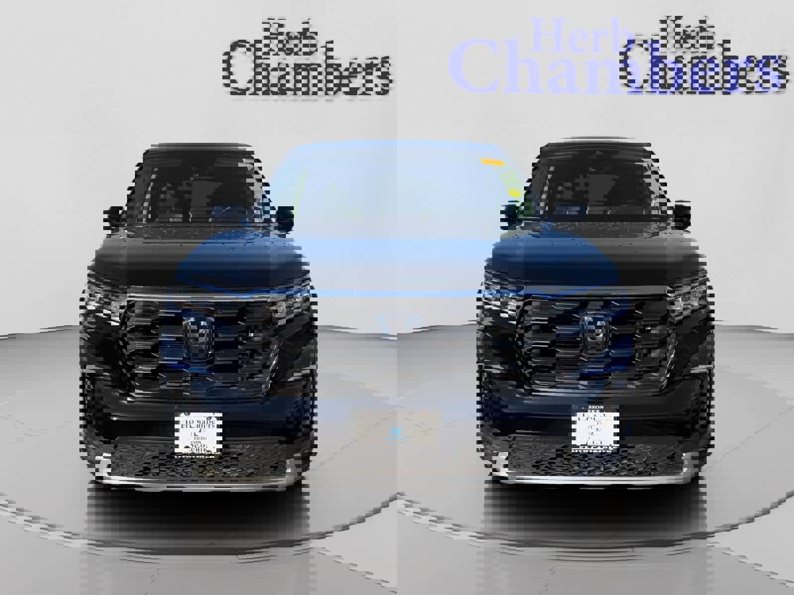 Used 2024 Honda Pilot EX-L image 2