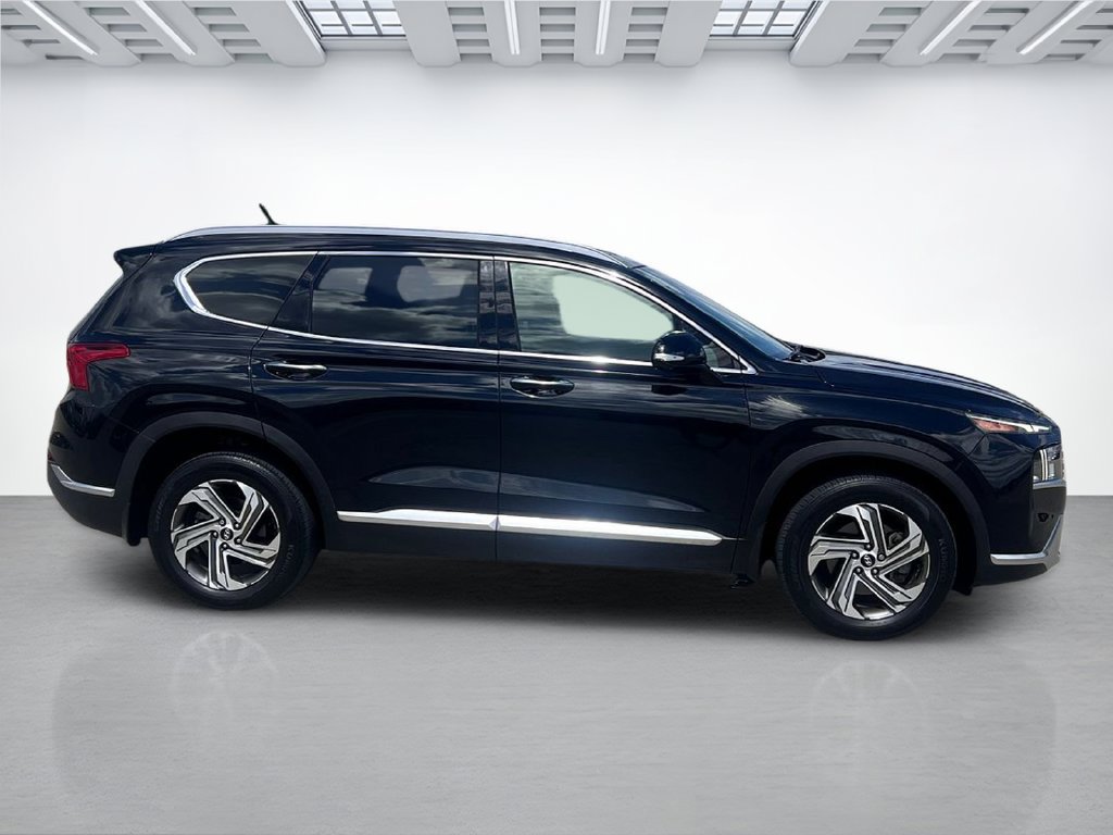 Used 2023 Hyundai Santa Fe SEL w/ Premium Package FWD image 2