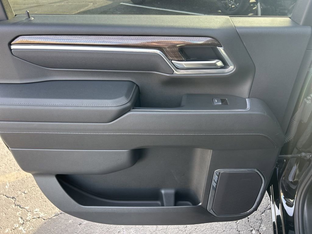 Used 2025 Chevrolet Silverado 2500 LT w/ Trail Boss Package image 48