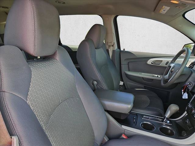 Used 2011 Chevrolet Traverse LS FWD image 26