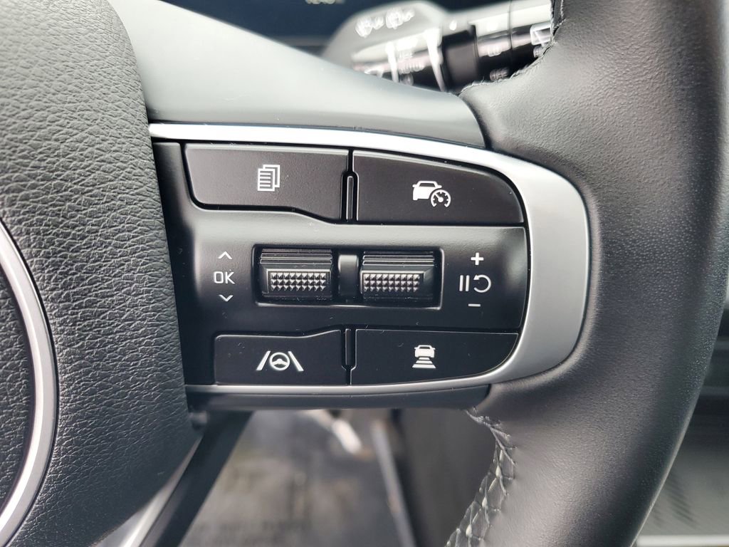 Used 2023 Kia Sportage SX image 13