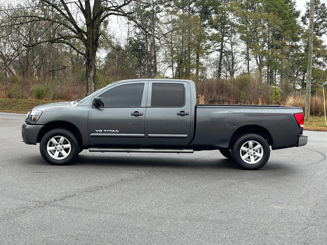 Used 2008 Nissan Titan XE image 3