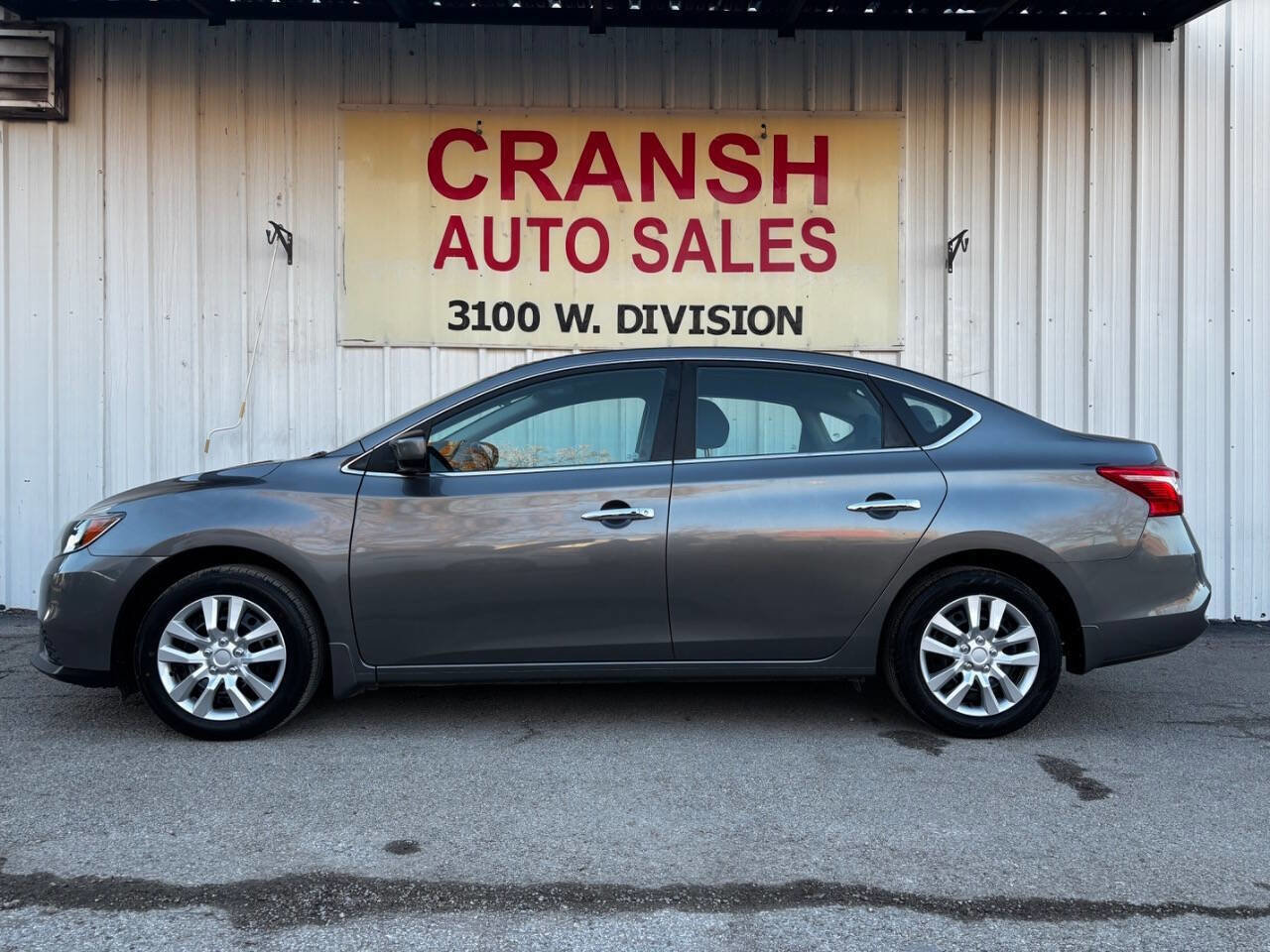 Used 2016 Nissan Sentra SV image 5