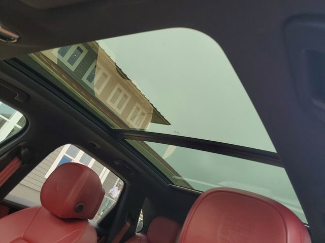 Used 2022 Porsche Cayenne Platinum Edition image 20