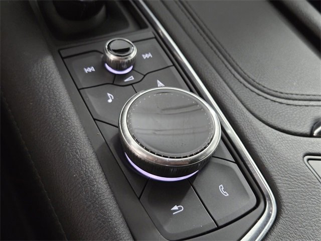 Certified 2025 Cadillac XT6 Premium Luxury image 28