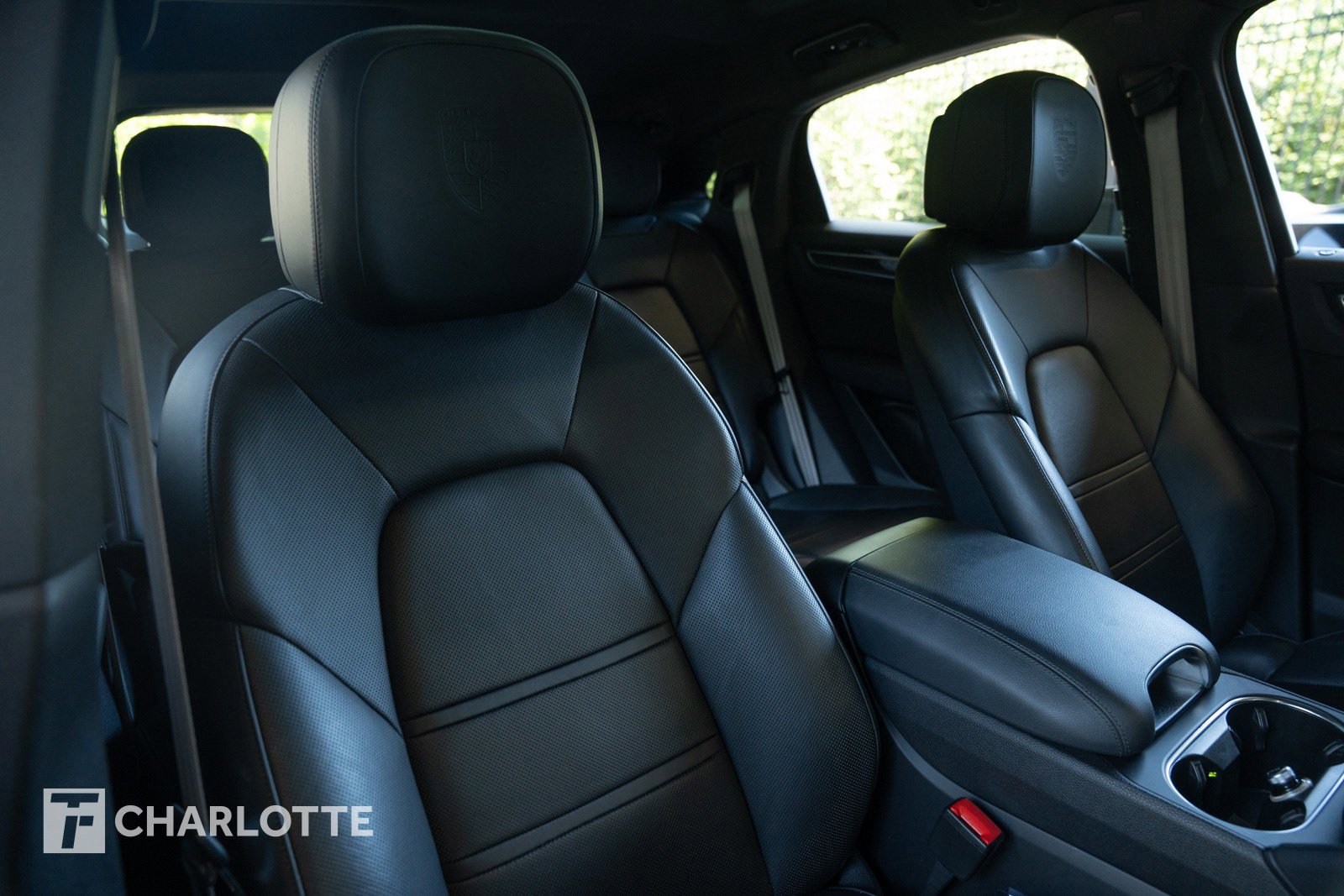 Used 2022 Porsche Cayenne S image 28