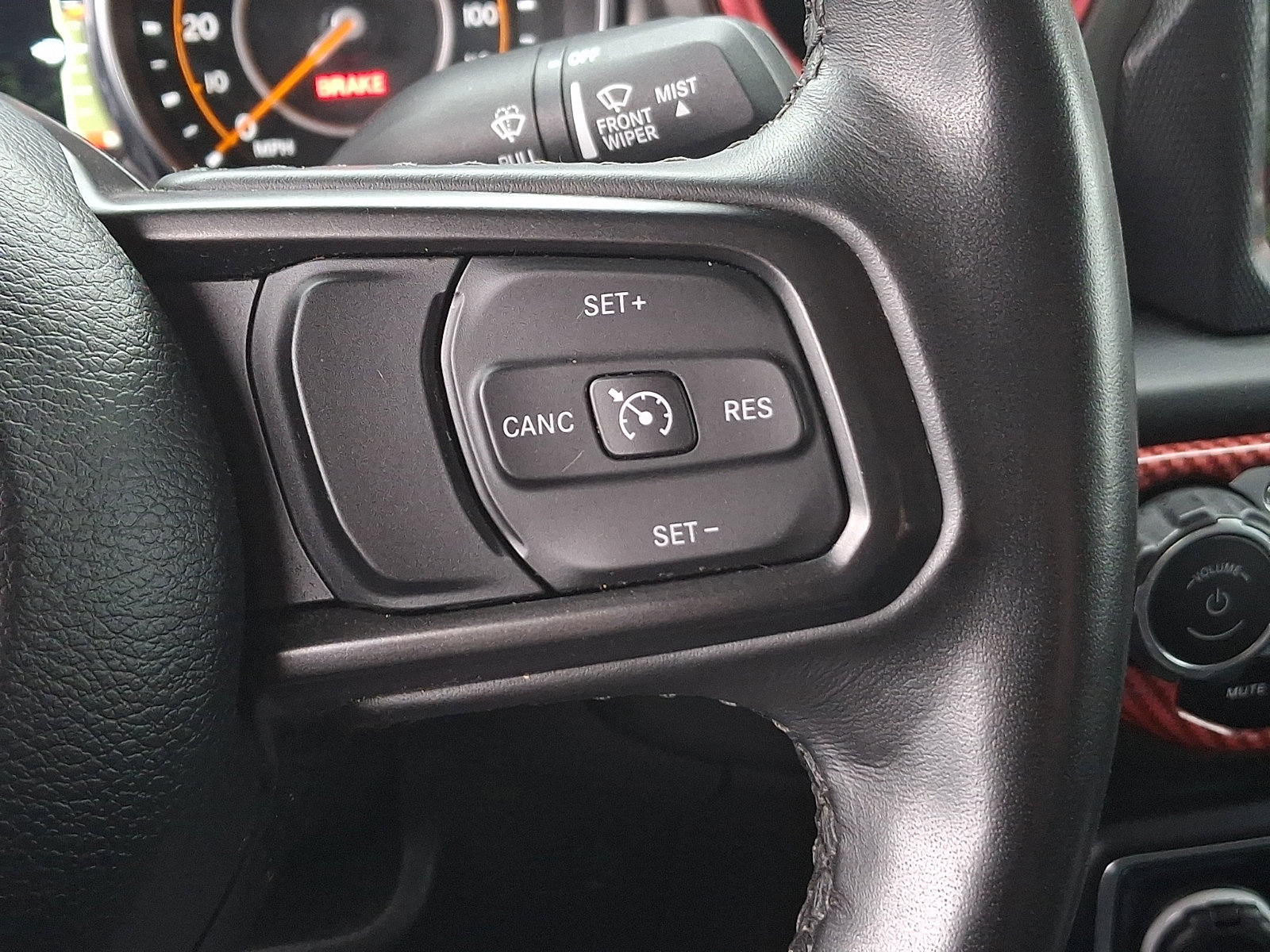 Used 2023 Jeep Gladiator Sport AWD/4WD image 22