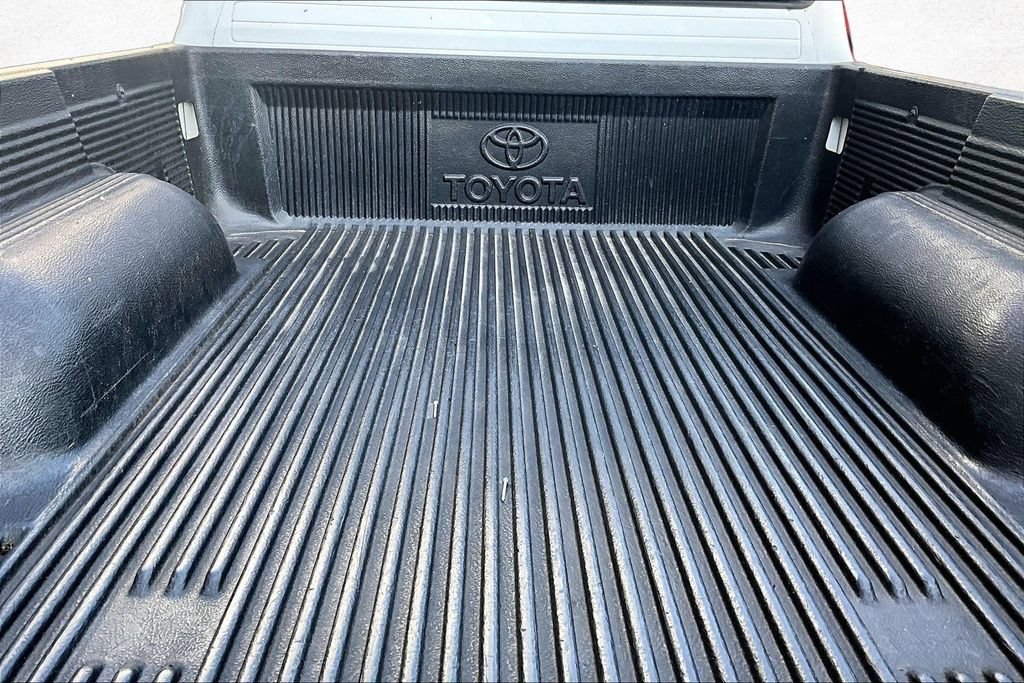 Used 2003 Toyota Tacoma 2WD Xtracab image 8