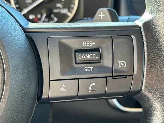 Used 2023 Nissan Rogue S image 29