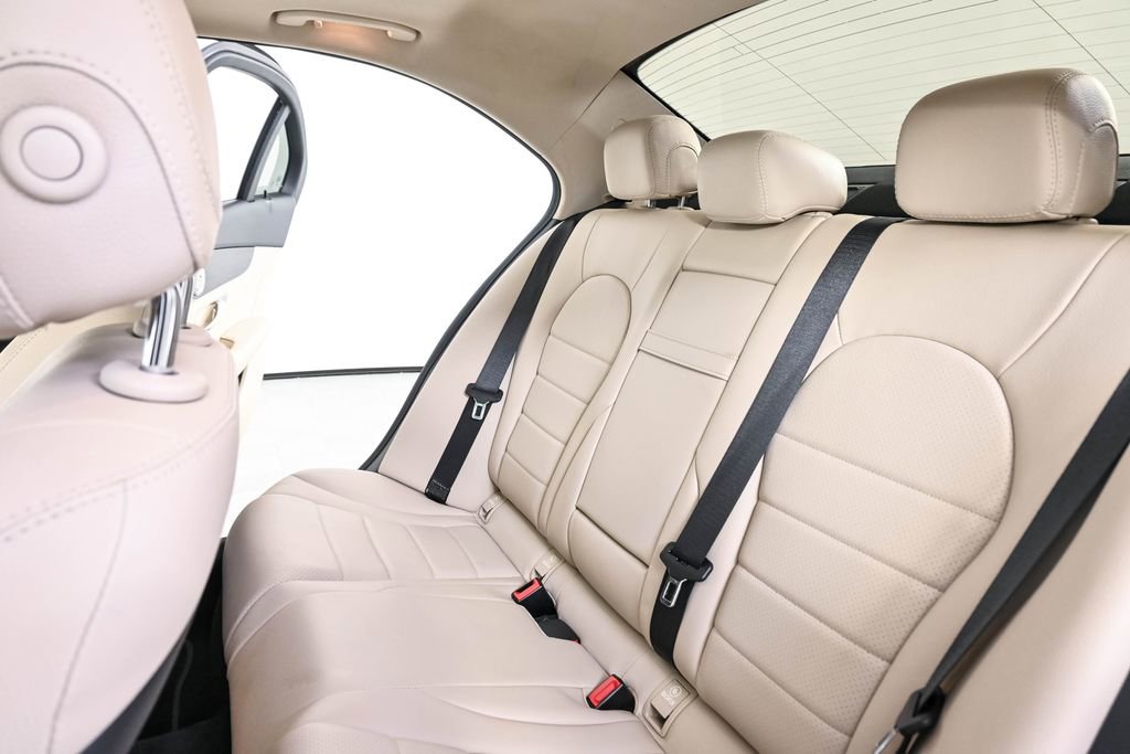 Used 2019 Mercedes-Benz C 300 Sedan image 21
